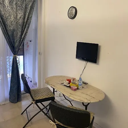 Joli Neuf Av Terrasse A 50 M De La Et Gare Apartment Roquebrune-Cap-Martin